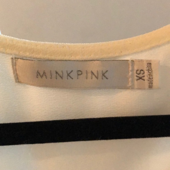 Mink Pink ruffled crop top - Picture 2 of 3